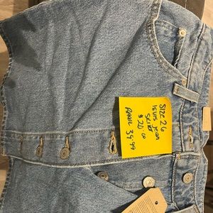 New Levi’s jean skirt